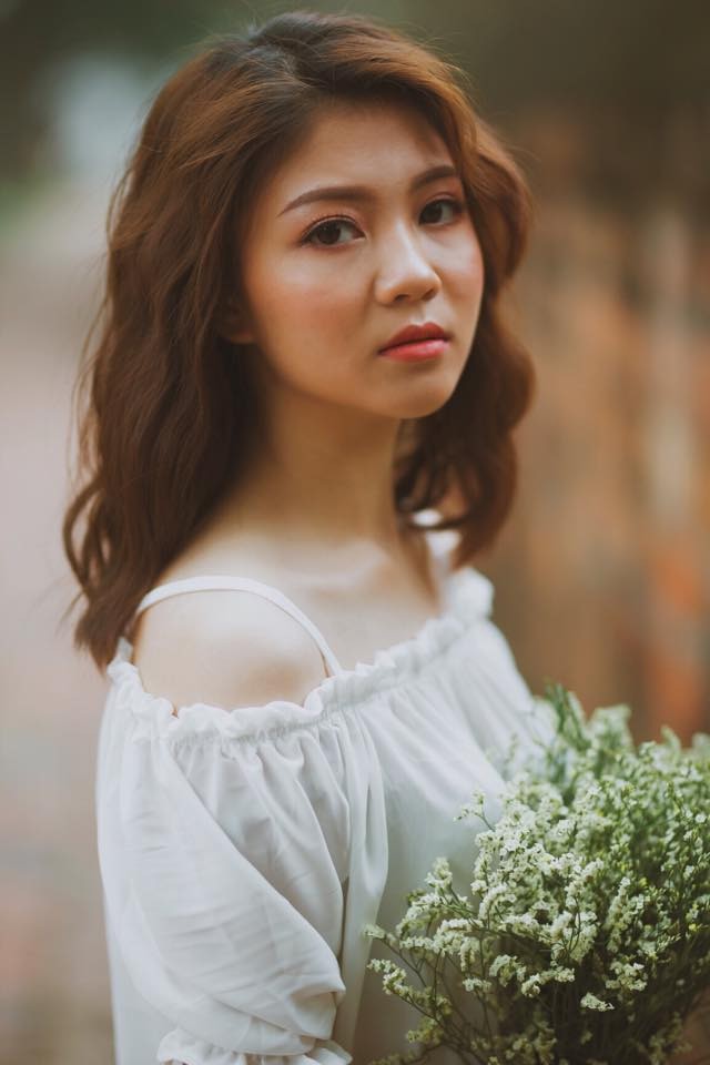 Nhan sac thuo moi vao nghe kho nhan ra cua cac nu streamer Viet