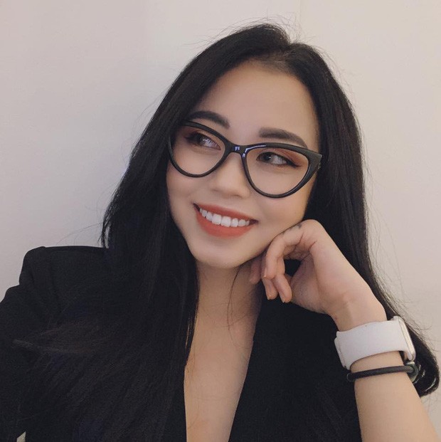 Nhan sac nu streamer Lai Lai 