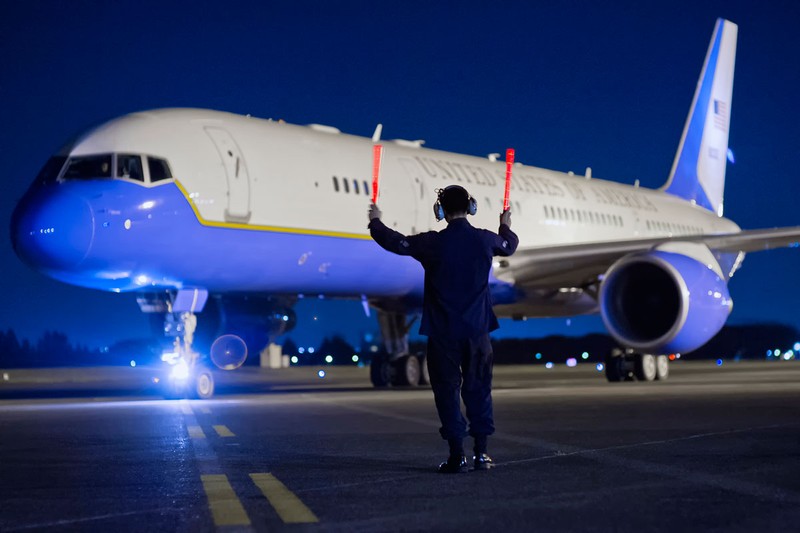 Air Force 2 cua pho Tong thong My cung co cong nghe “sieu hien dai”-Hinh-5