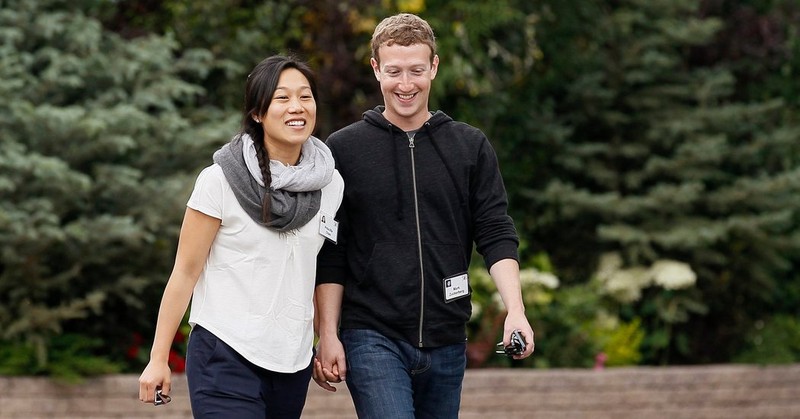 Mark Zuckerberg lan dau tien tiet lo anh con gai nho-Hinh-6