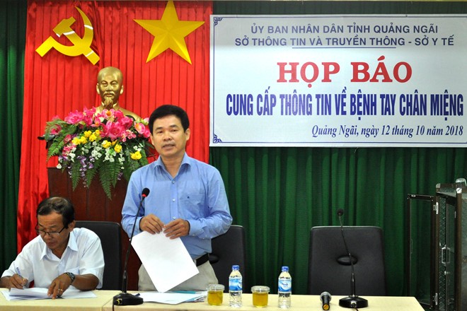 Quang Ngai: Tre mac tay chan mieng nhap vien tang dot bien