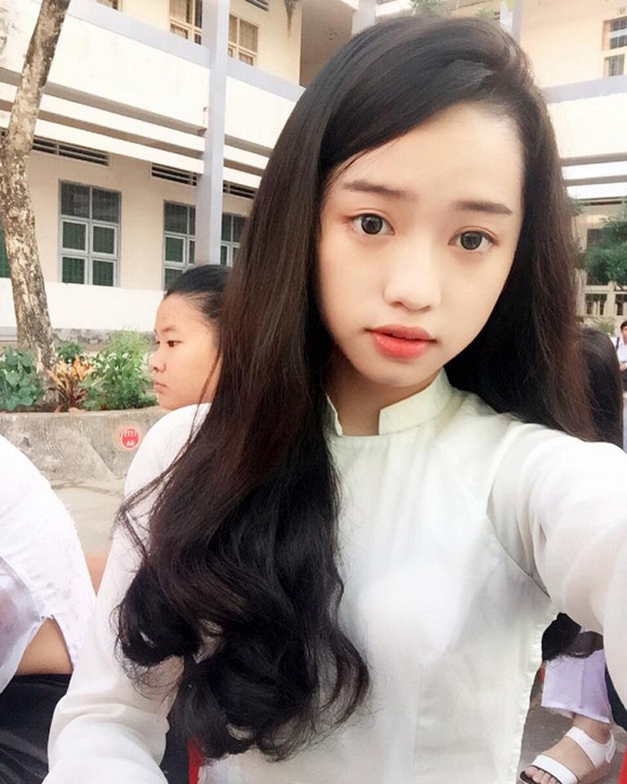 Ngoai Midu, Thuy Vi chuong mot ho bao sau on ao voi Phan Thanh