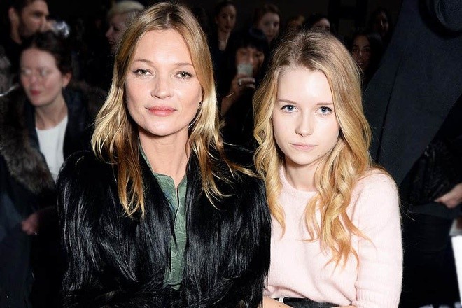 Lottie Moss ho bao voi mot quan xuyen thau, khoet xe mac nhu khong-Hinh-4