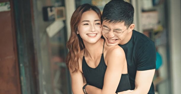 Vo chong biet xem hon nhan la tai khoan ngan hang cang hanh phuc-Hinh-2