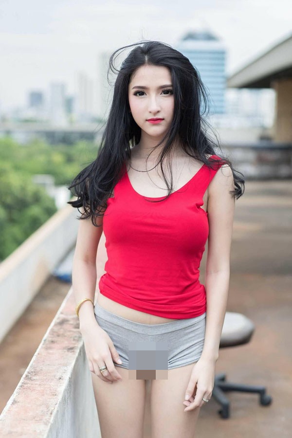 Mac quan ton vong 3, co gai lo vung nhay cam nhin phat ngai-Hinh-5