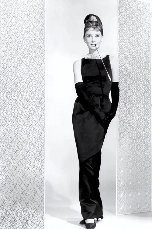 “Tuong dai sac dep” Audrey Hepburn luon toa sang nho meo don gian nay-Hinh-6