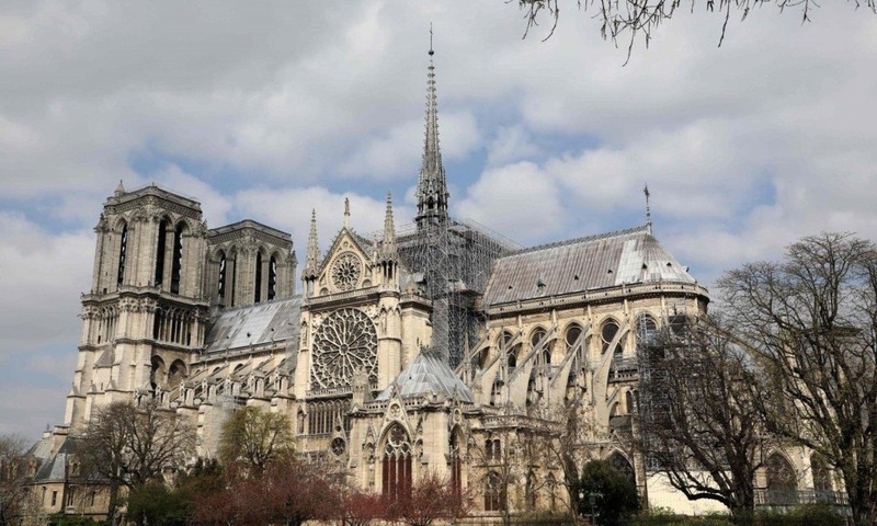 Chuyen ky bi ve nhung bong ma trong nha tho Duc Ba Paris