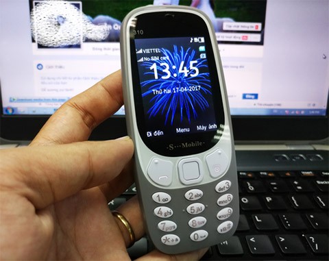 Giat minh Nokia 3310 nhai “giong 99%” hang that o Viet Nam-Hinh-6