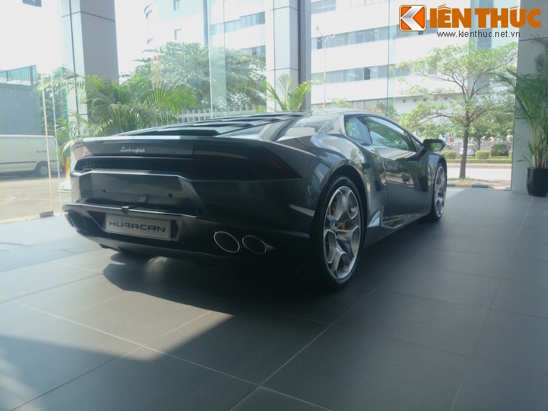 Tan mat ngam “bo mong” Lamborghini Huracan 16 ty tai Ha Noi-Hinh-5