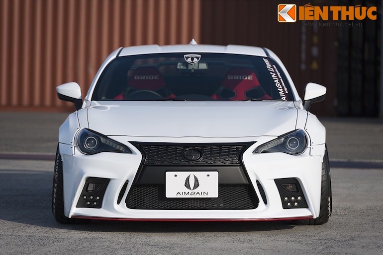 O to Toyota GT86 bien hinh thanh Lexus voi do choi hang hieu-Hinh-2