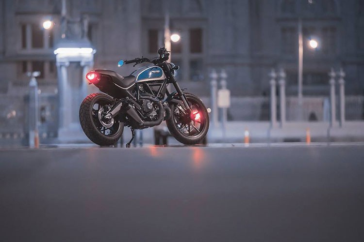 Hinh anh sieu xe Ducati Scrambler baby blue do kieu Phap-Hinh-10