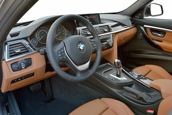 BMW 3 Series 2015 sap ve Viet Nam, “binh cu ruou moi“-Hinh-2