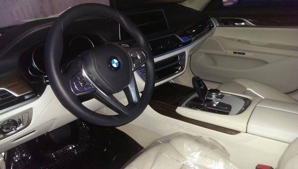 BMW lai de lo thong tin cua 7 Series the he moi-Hinh-3