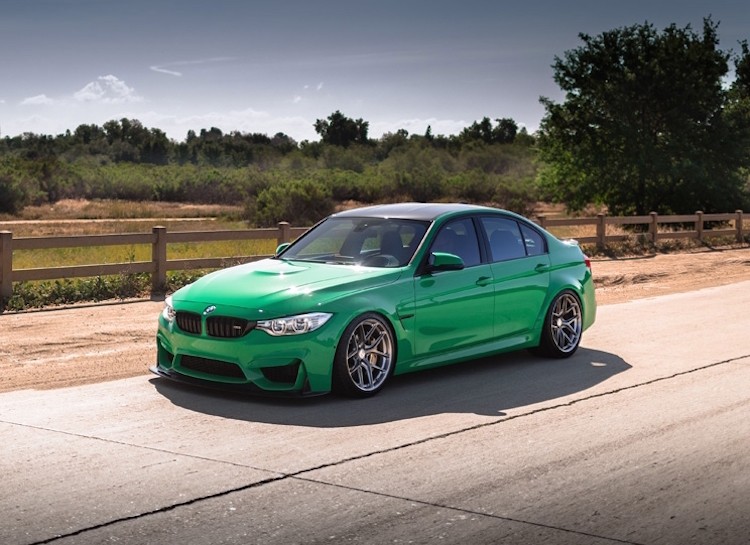 Ngam BMW M3 “do” phong cach 