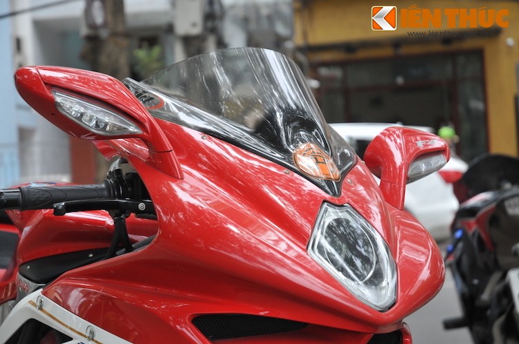 Can canh “sieu moto” MV Agusta F4 cua biker Ha Thanh-Hinh-4