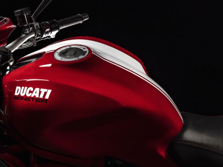 Ducati tung ra thi truong Monster 821 va 1200S ban dac biet-Hinh-2