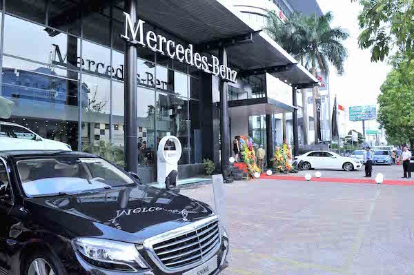 Mercedes ra mat trung tam Autohaus moi tai Ha Noi