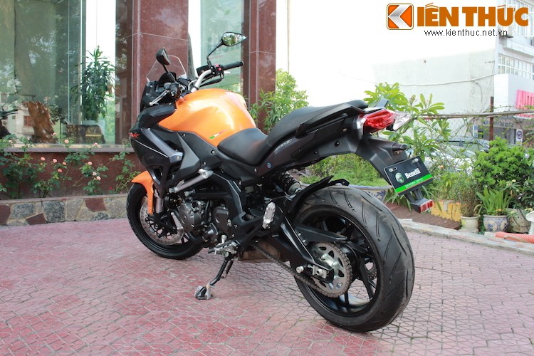 Moto Pkl Benelli TNT 600 GT dau tien tai Ha Noi-Hinh-12