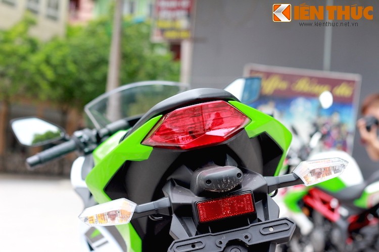 Kawasaki Ninja 300 phien ban ky niem gia 196 trieu tai Ha Noi-Hinh-13