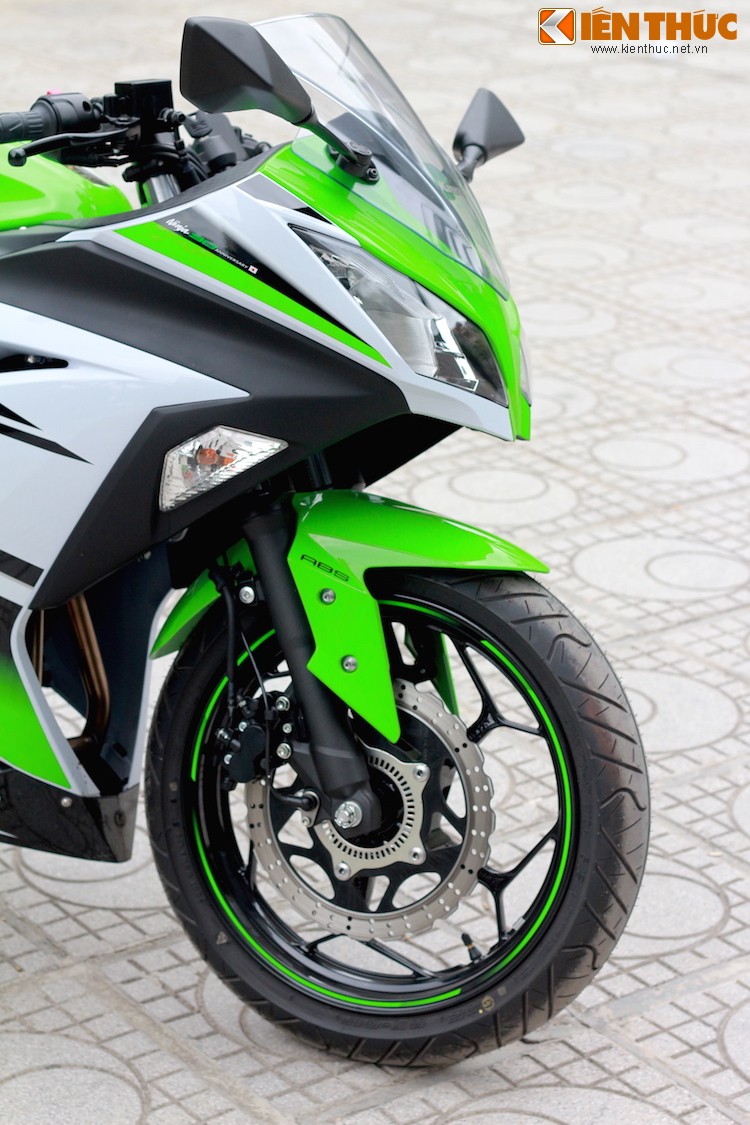 Kawasaki Ninja 300 phien ban ky niem gia 196 trieu tai Ha Noi-Hinh-4