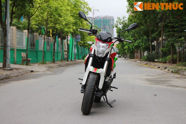 Thay gi tren moto Pkl Benelli BN302 Italia 128 trieu tai Viet Nam?-Hinh-14