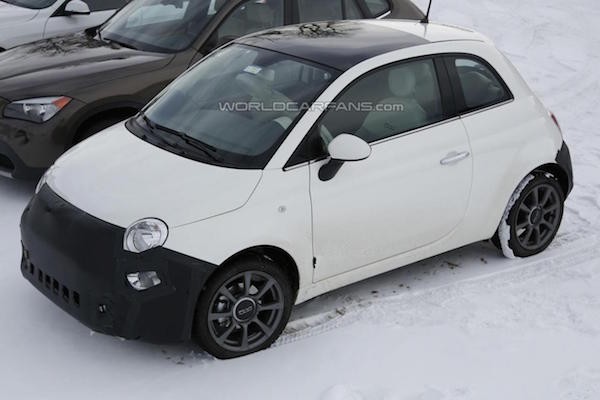 “Xe hop sieu mini” Fiat 500 sap co ban nang cap moi