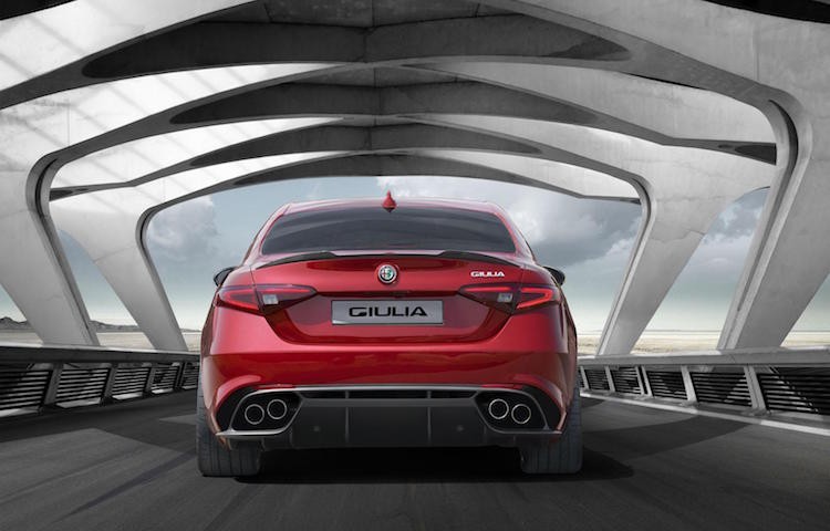 Alfa Romeo Giulia: Doi thu cua BMW 3 Series 