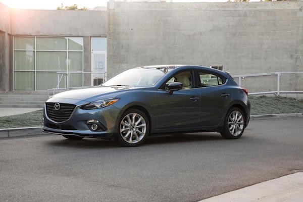 Mazda 3 2016 thay doi tien nghi va gia re hon ban cu