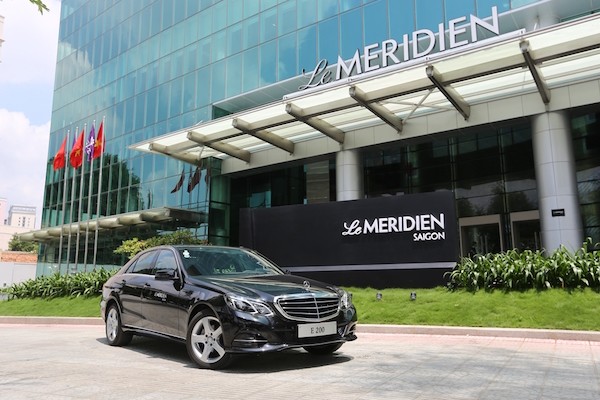 Le Meridien Sai Gon so huu cap doi Mercedes E-Class moi-Hinh-2