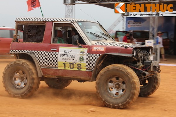 Giai offroad VOC 2015 khai mac hoanh trang tai Ha Noi-Hinh-4