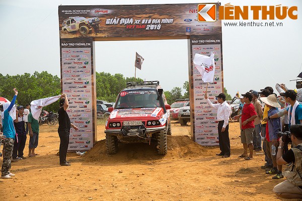 Giai offroad VOC 2015 khai mac hoanh trang tai Ha Noi