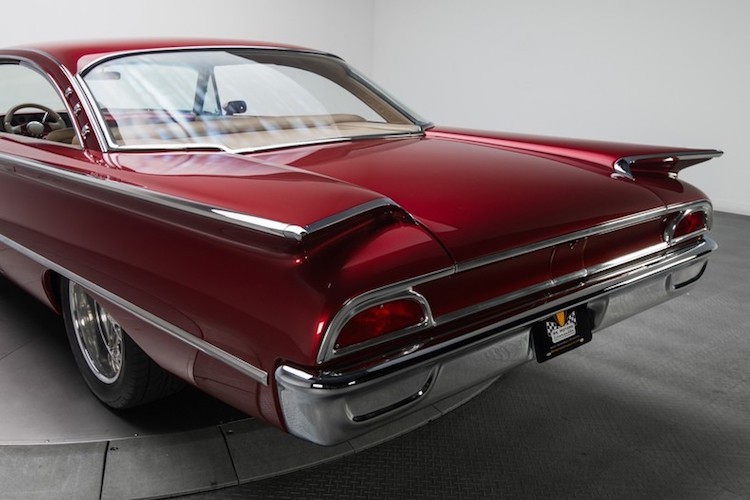 Xe co Ford Galaxie Starliner 1960 