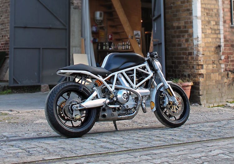 Ducati 900SS 