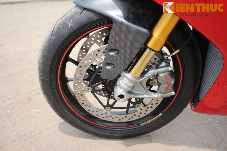 Soi sieu pham tien ty Ducati 1299 Panigale S dau tien tai VN-Hinh-5