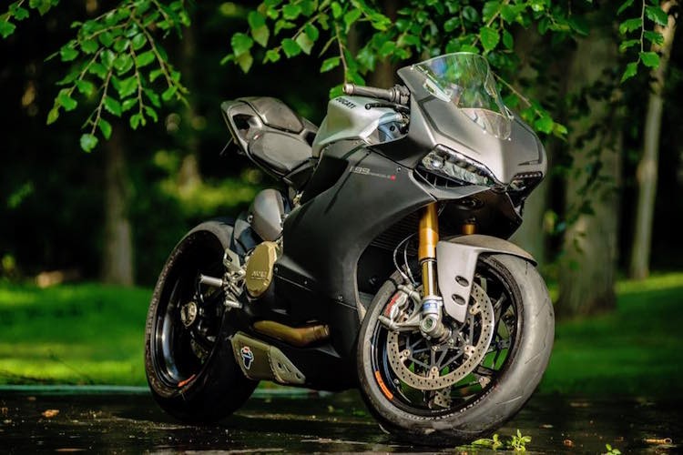 Bản độ siêu môtô Ducati 1199 Panigale S full carbon từ Mỹ