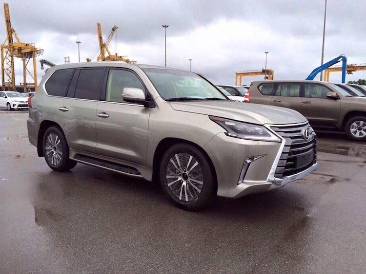 Ngam tu trong ra ngoai SUV Lexus LX 570 2016 sap ra mat-Hinh-2