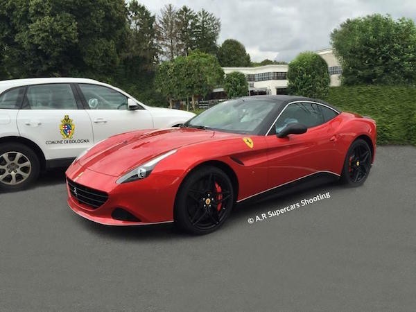 Ferrari California T lo dien ban dac biet moi