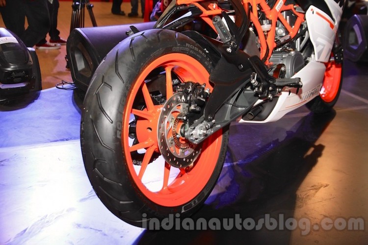 Soi chi tiet KTM Duke va RC 250 vua ra mat tai Indonesia-Hinh-10