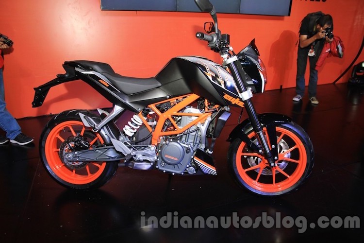 Soi chi tiet KTM Duke va RC 250 vua ra mat tai Indonesia-Hinh-3