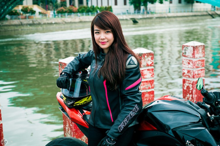 Ngam nu biker Viet “thuan phuc quai vat