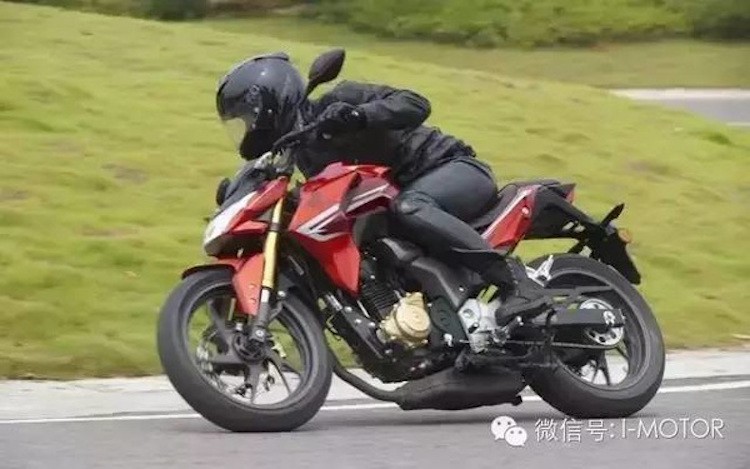 Can canh moto gia re Honda CB190R va CBF190R moi-Hinh-10