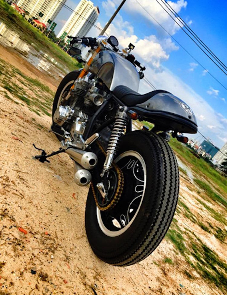 Ban do Honda CB750 cafe racer 