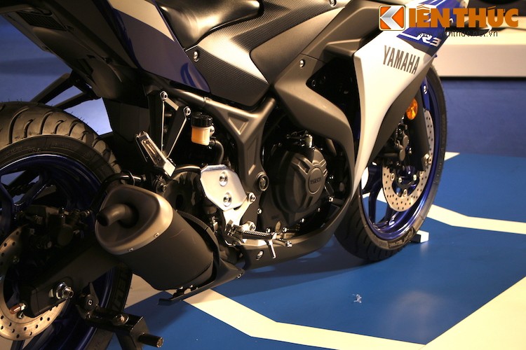 “Zoom chi tiet” sportbike Yamaha YZF-R3 vua ra mat tai VN-Hinh-9