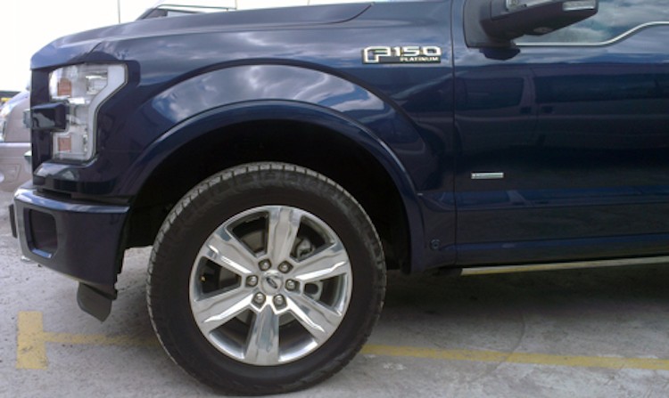 Sieu ban tai “hang khung” Ford F150 2015 tai Viet Nam-Hinh-4