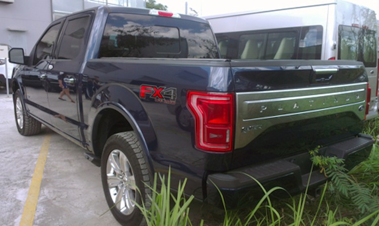 Sieu ban tai “hang khung” Ford F150 2015 tai Viet Nam-Hinh-5