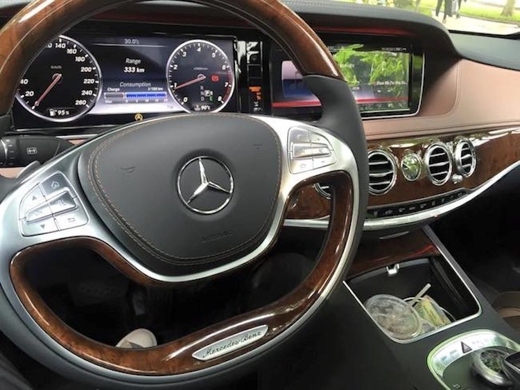 Ngam xe sang Mercedes S400L 3,67 ty cua ca si Tuan Hung-Hinh-7