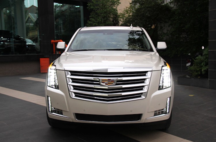 Xe sang Cadillac Escalade 