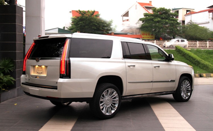 Xe sang Cadillac Escalade 