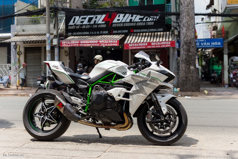 Sieu moto Kawasaki H2 decal “doc nhat The gioi” tai VN-Hinh-11