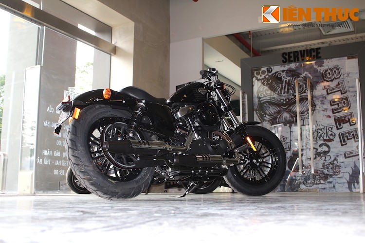 Can canh Harley Forty-Eight 2016 vua ra mat tai Viet Nam-Hinh-12